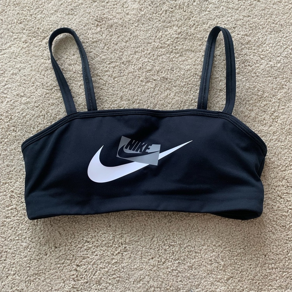 Nike bandeau sports bra
